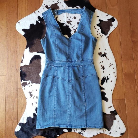 Idyllwind Dresses & Skirts - Idyllwind Miranda Lambert Denim dress